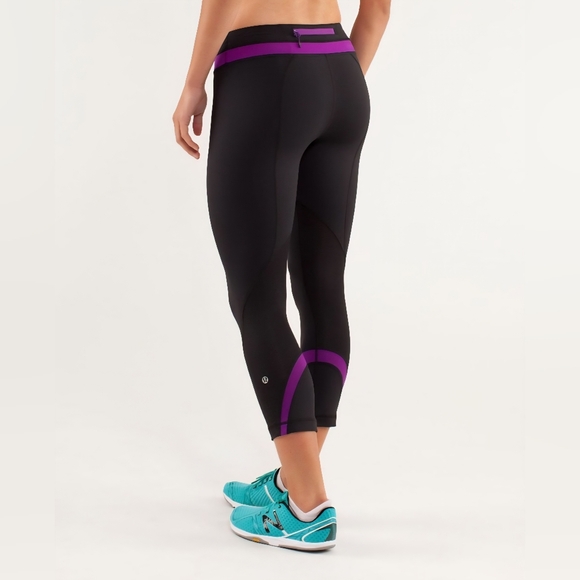 Lululemon Run Inspire Crop II Leggings in Black & Tender Violet - Picture 3 of 9